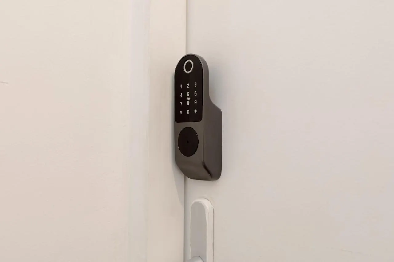 רוטרדם Recharge Hostel